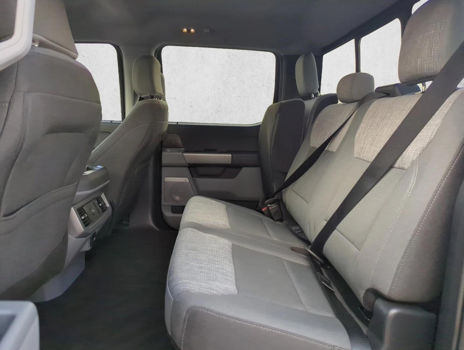 2026 Ford Super Duty F-350 DRW XLT 4WD Crew Cab 8' Box