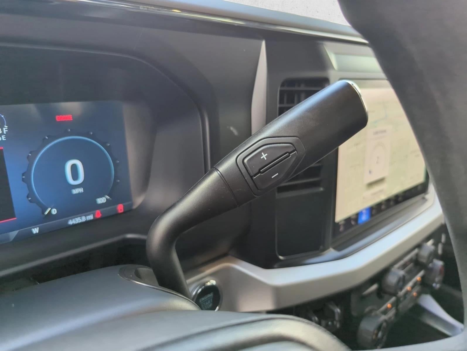 2026 Ford Super Duty F-350 DRW XLT 4WD Crew Cab 8' Box