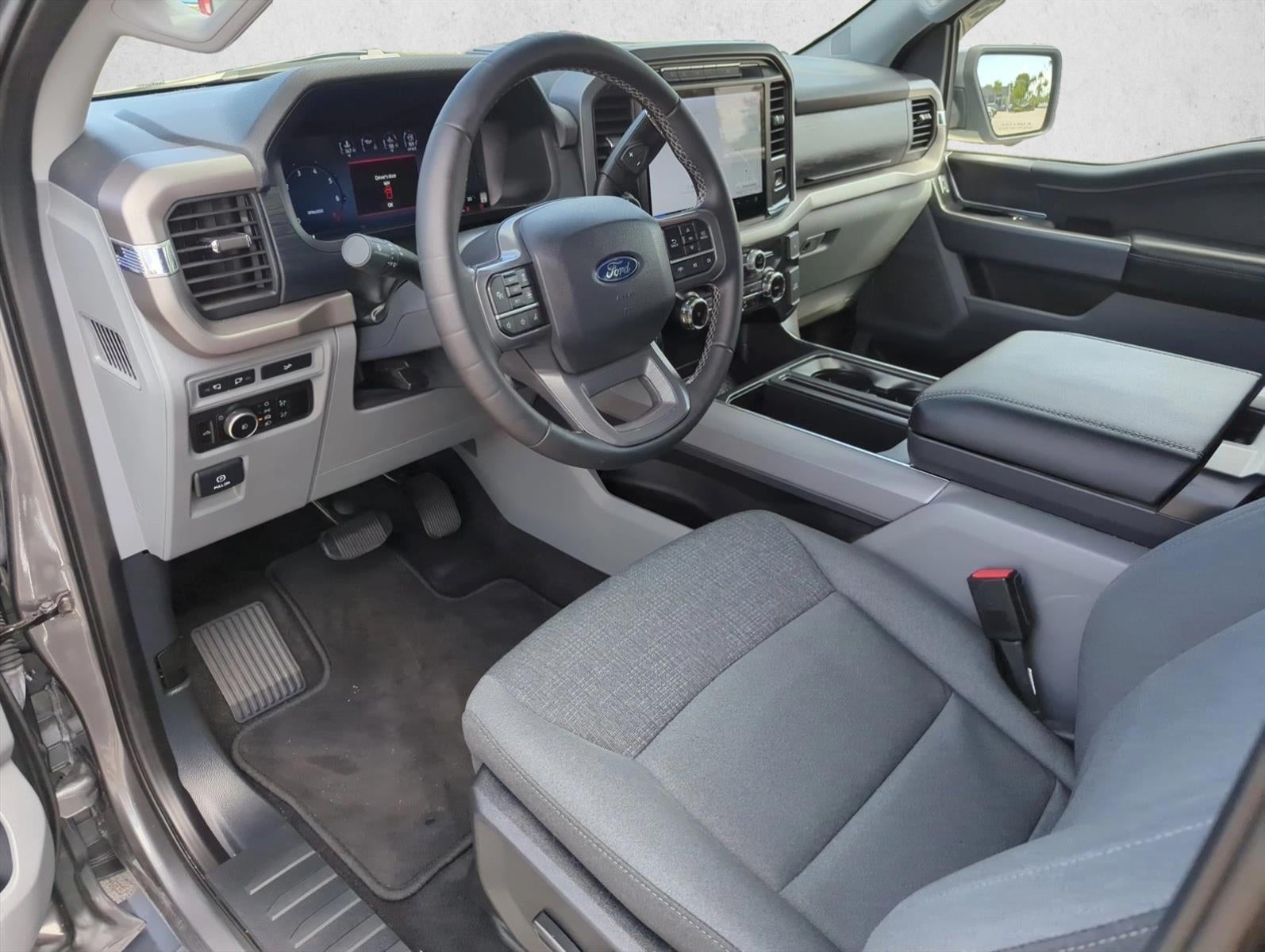 2024 Ford F-150 XLT 2WD SuperCrew 5.5' Box