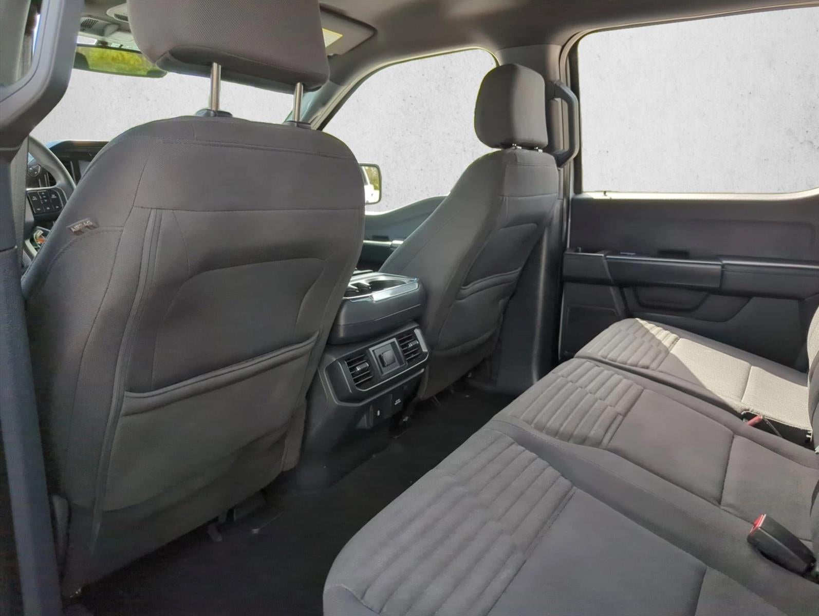 2022 Ford F-150 XL 4WD SuperCrew 5.5' Box