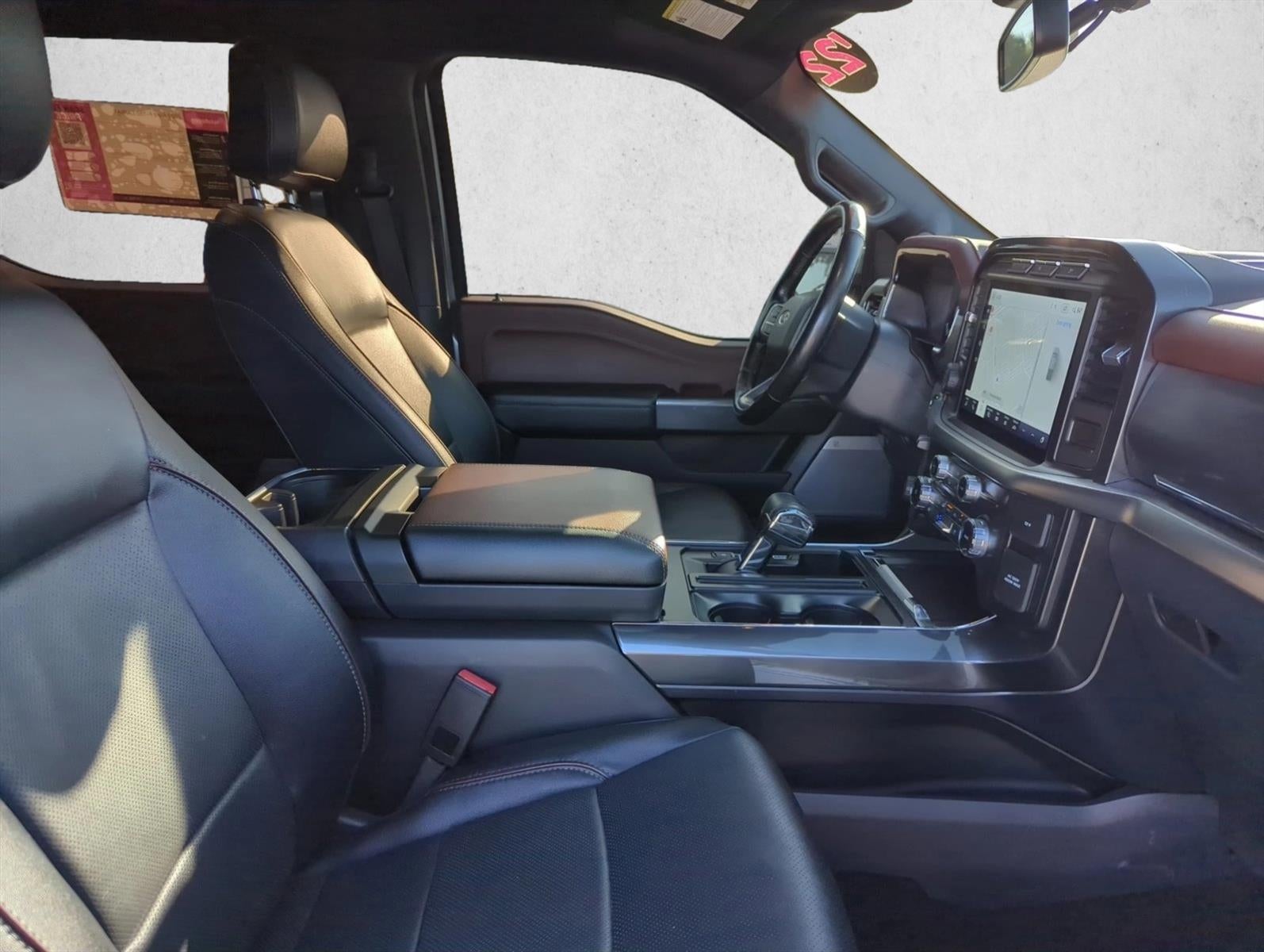 2022 Ford F-150 LARIAT 4WD SuperCrew 5.5' Box