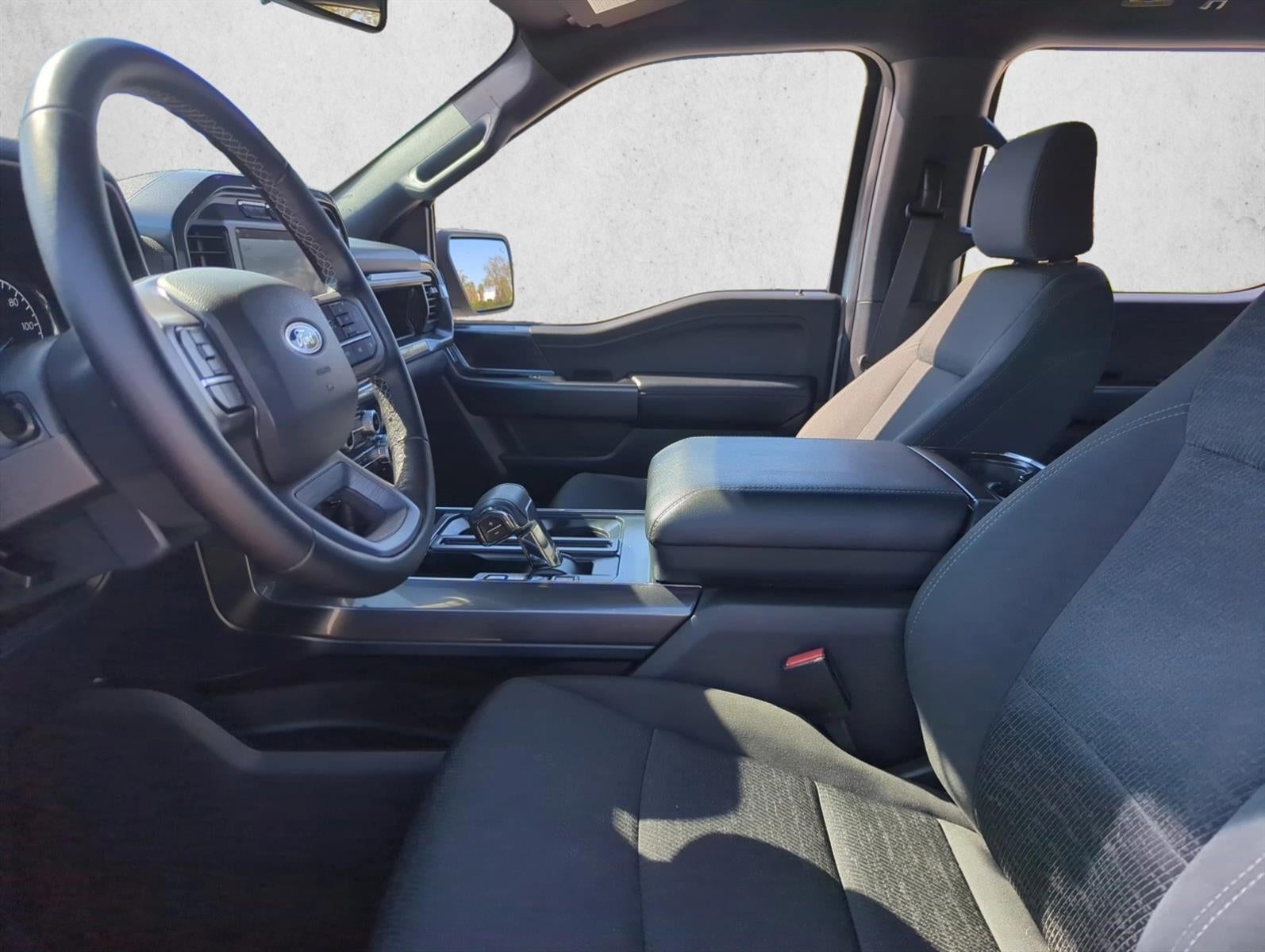 2023 Ford F-150 XLT 4WD SuperCrew 5.5' Box