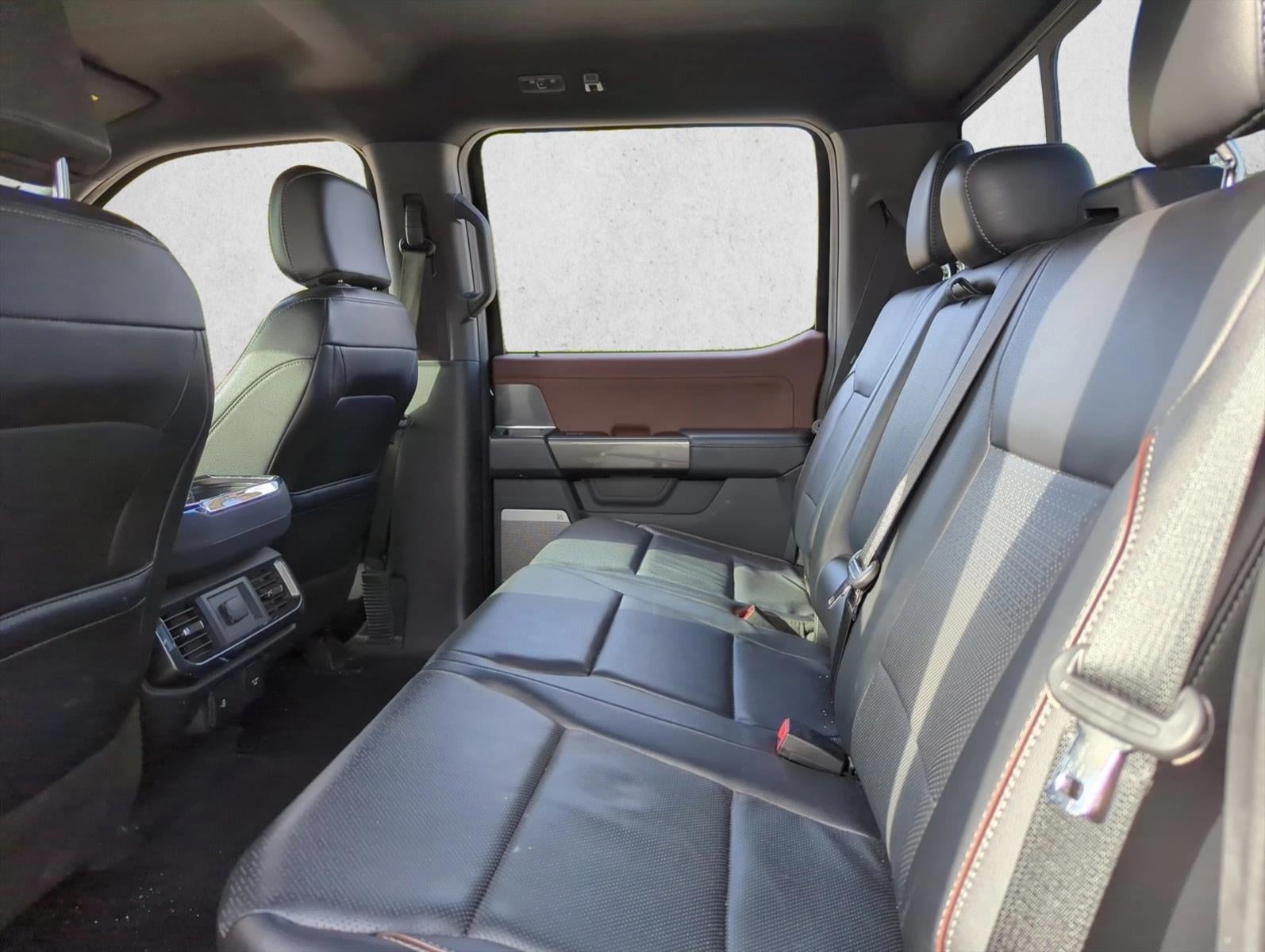 2022 Ford F-150 LARIAT 4WD SuperCrew 5.5' Box