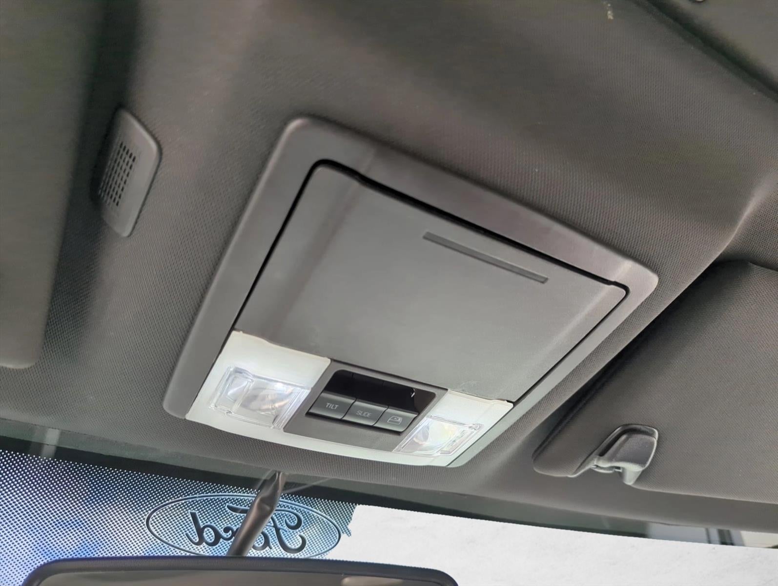 2013 Ford F-150 4WD SuperCrew 5-1/2 Ft Box SVT Raptor