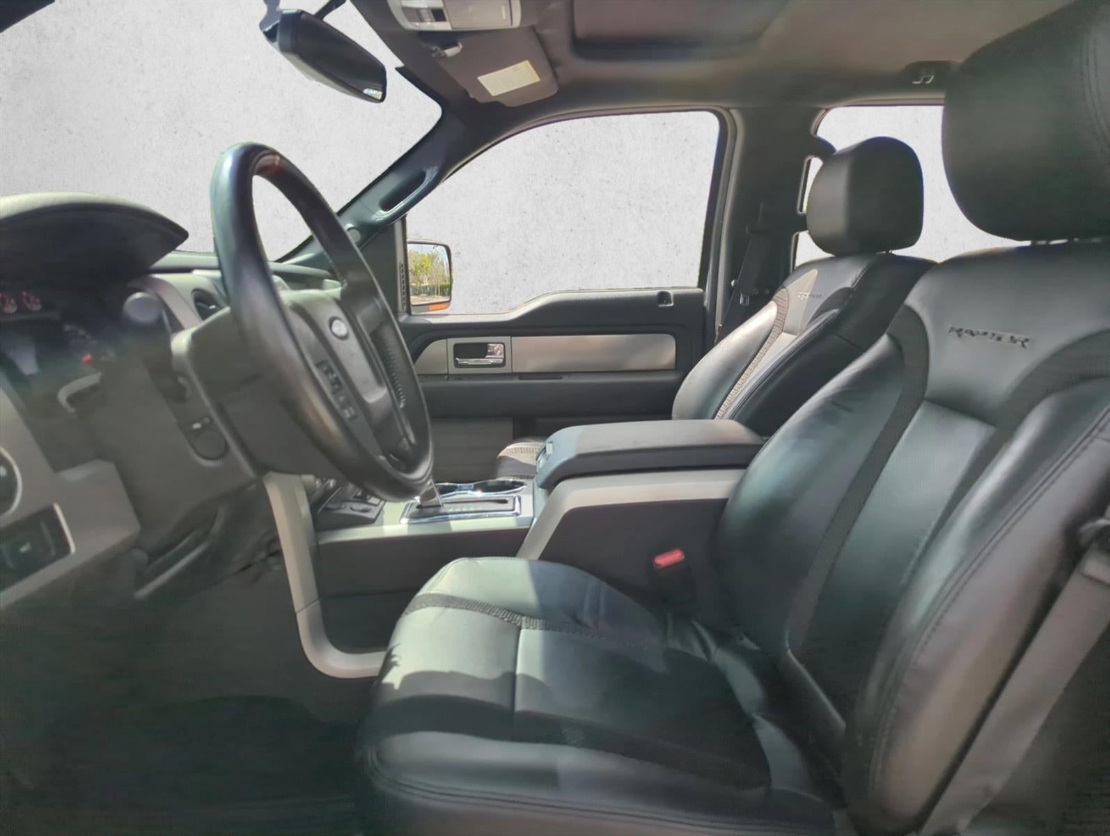 2013 Ford F-150 4WD SuperCrew 5-1/2 Ft Box SVT Raptor