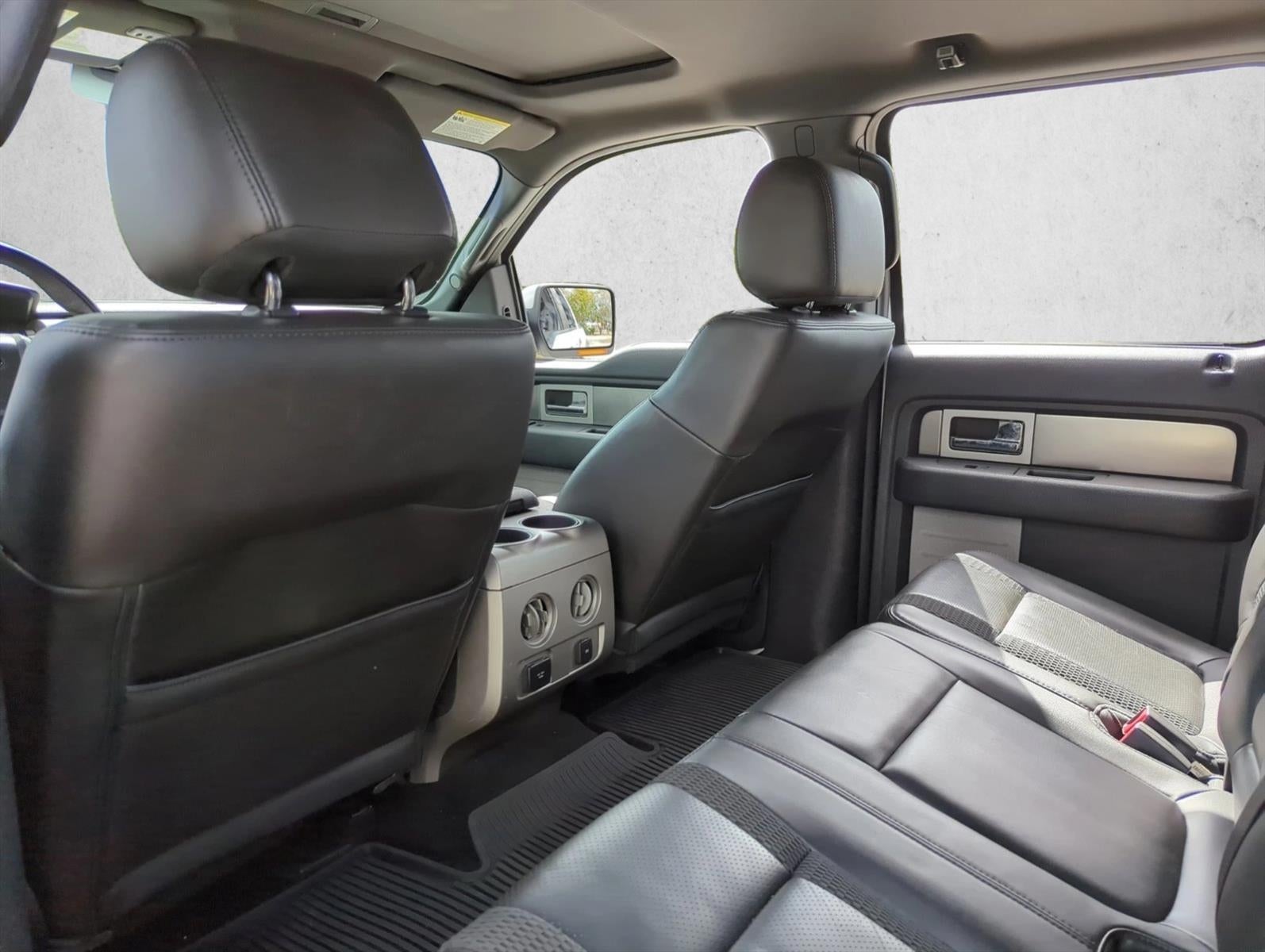 2013 Ford F-150 4WD SuperCrew 5-1/2 Ft Box SVT Raptor