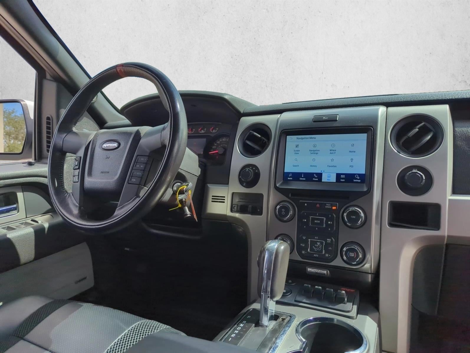 2013 Ford F-150 4WD SuperCrew 5-1/2 Ft Box SVT Raptor