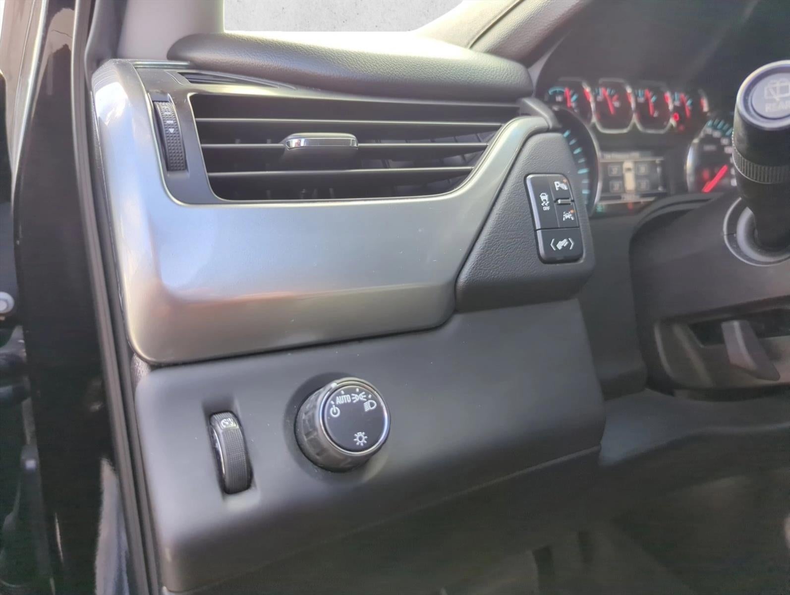 2019 Chevrolet Tahoe 2WD LS