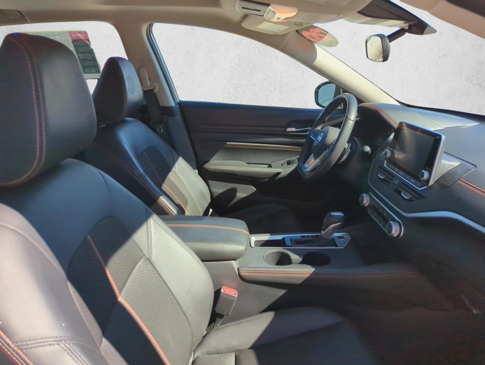 2020 Nissan Altima 2.5 SR Sedan