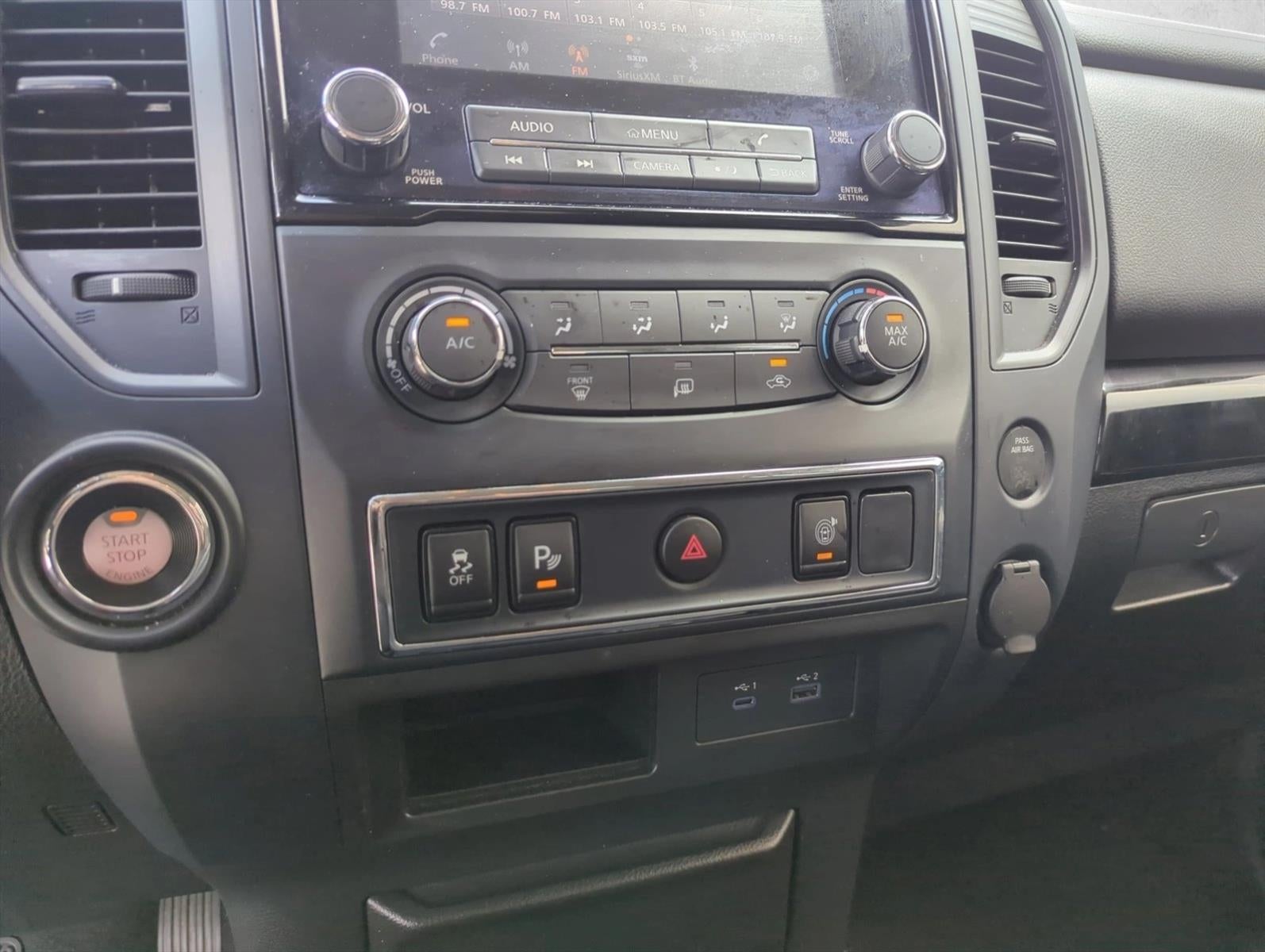 2024 Nissan Titan 4x2 Crew Cab SV