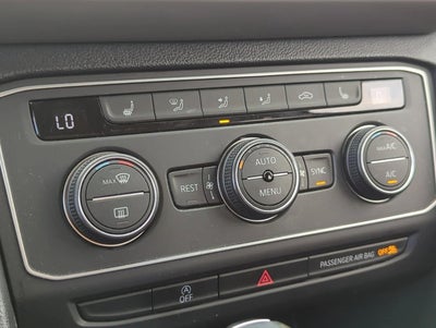 2021 Volkswagen Atlas 2021.5 3.6L V6 SE w/Technology 4MOTION