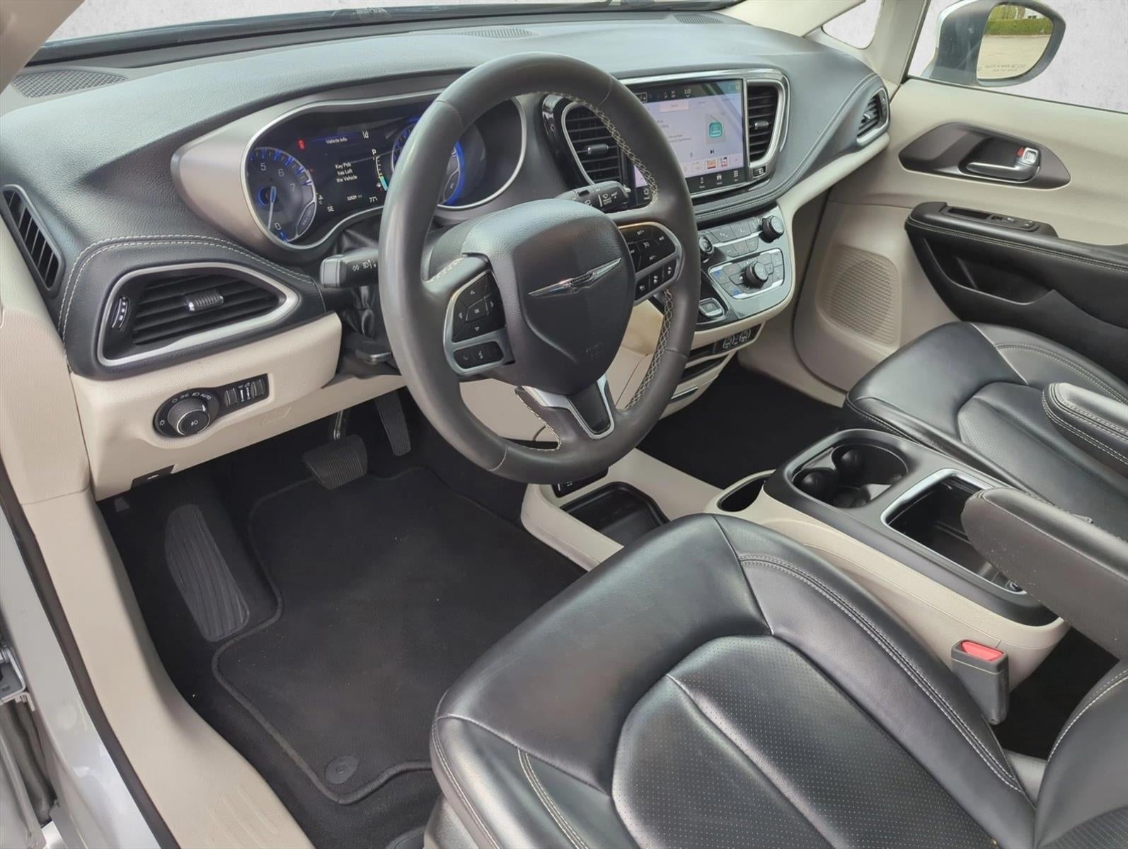 2023 Chrysler Pacifica Touring L FWD