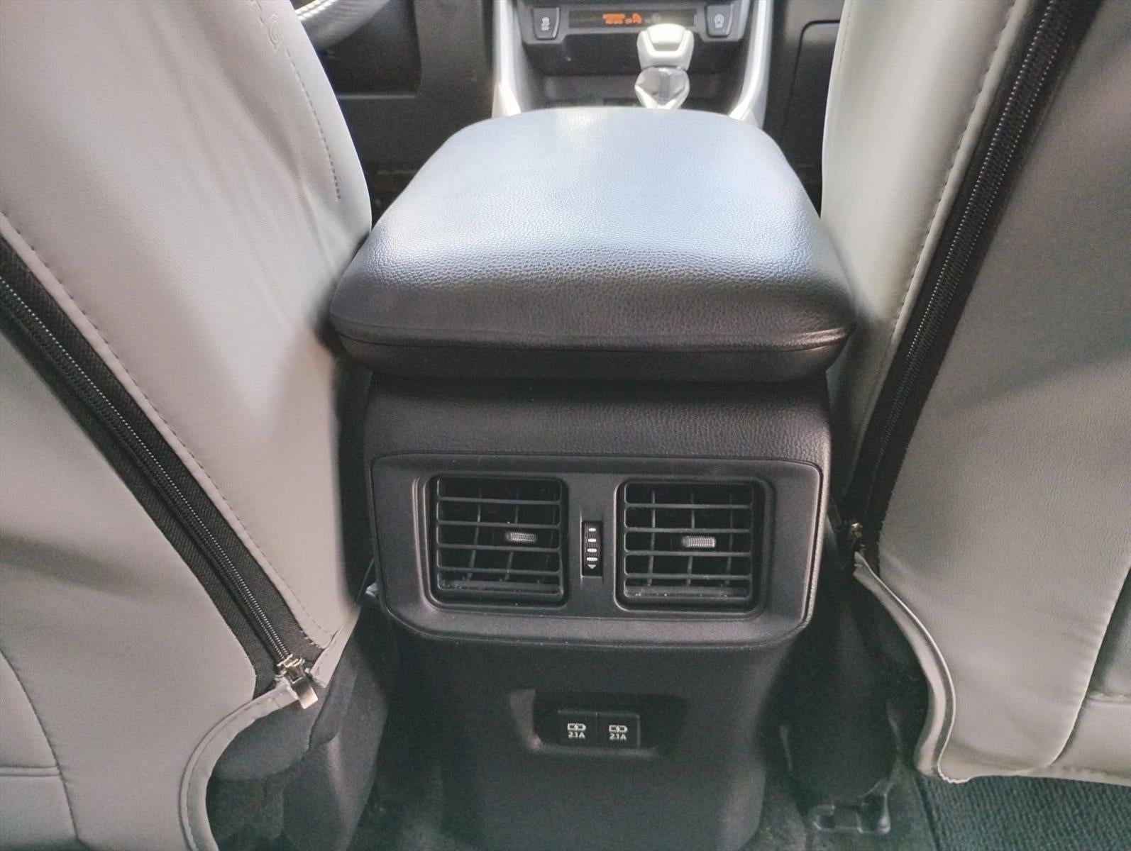 2021 Toyota RAV4 XLE FWD (GS)