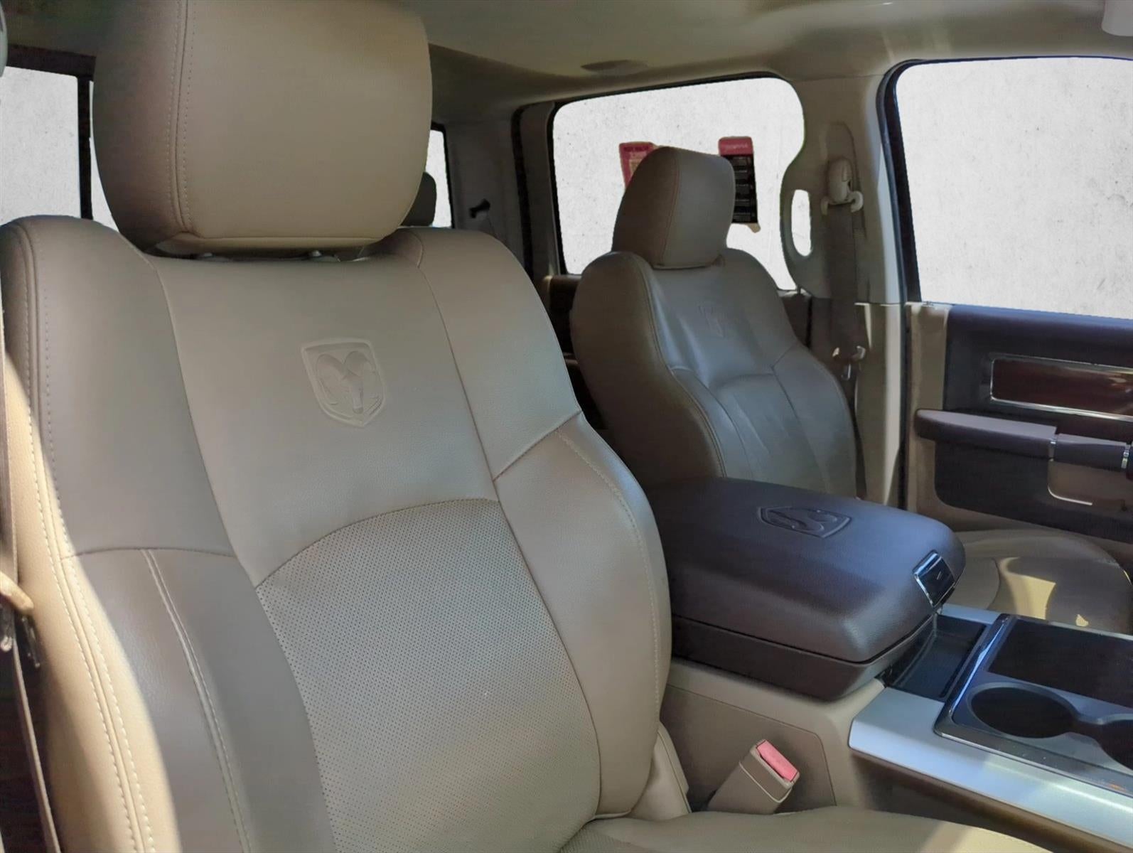 2010 Dodge Ram 2500 2WD Crew Cab 6.4 Ft Box Laramie