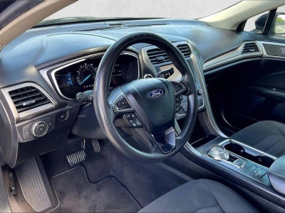 2020 Ford Fusion SE FWD
