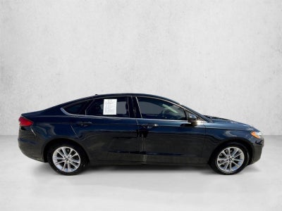 2020 Ford Fusion SE FWD