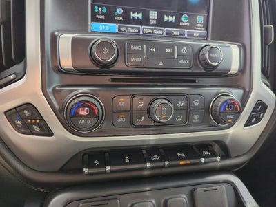 2017 GMC Sierra 1500 Crew Cab Short Box 2-Wheel Drive SLT