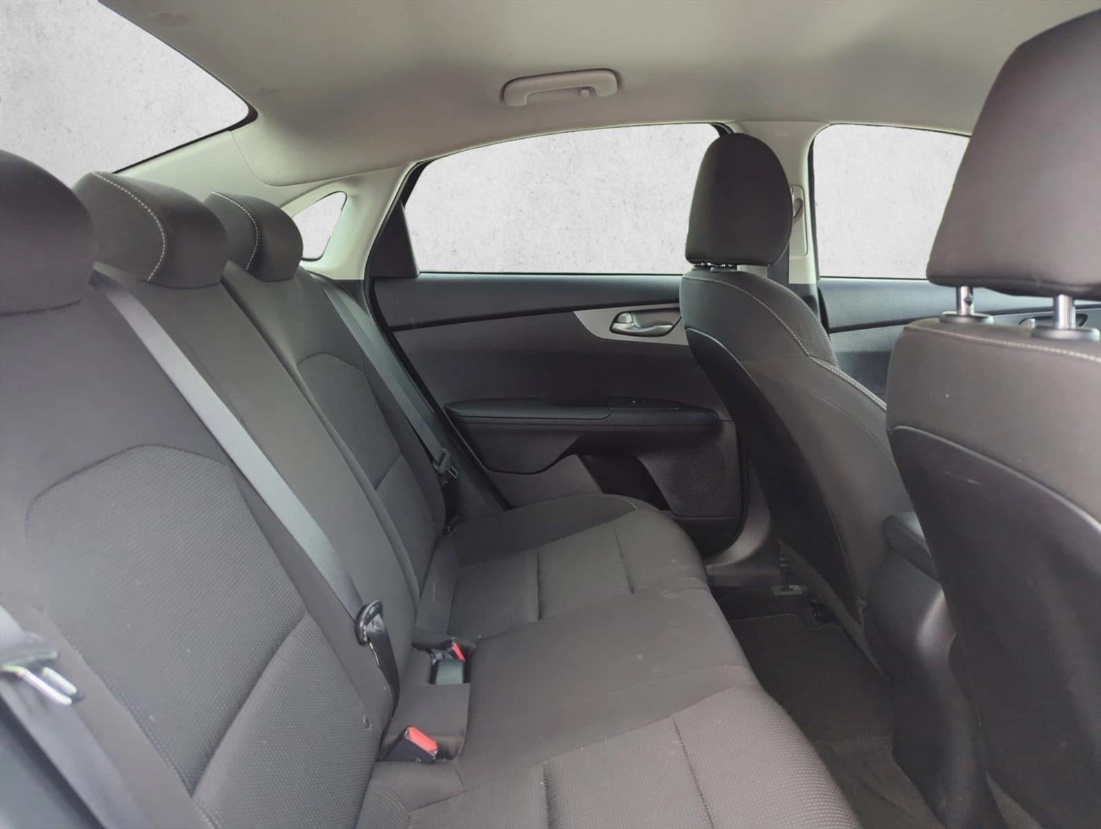 2021 Kia Forte LXS IVT