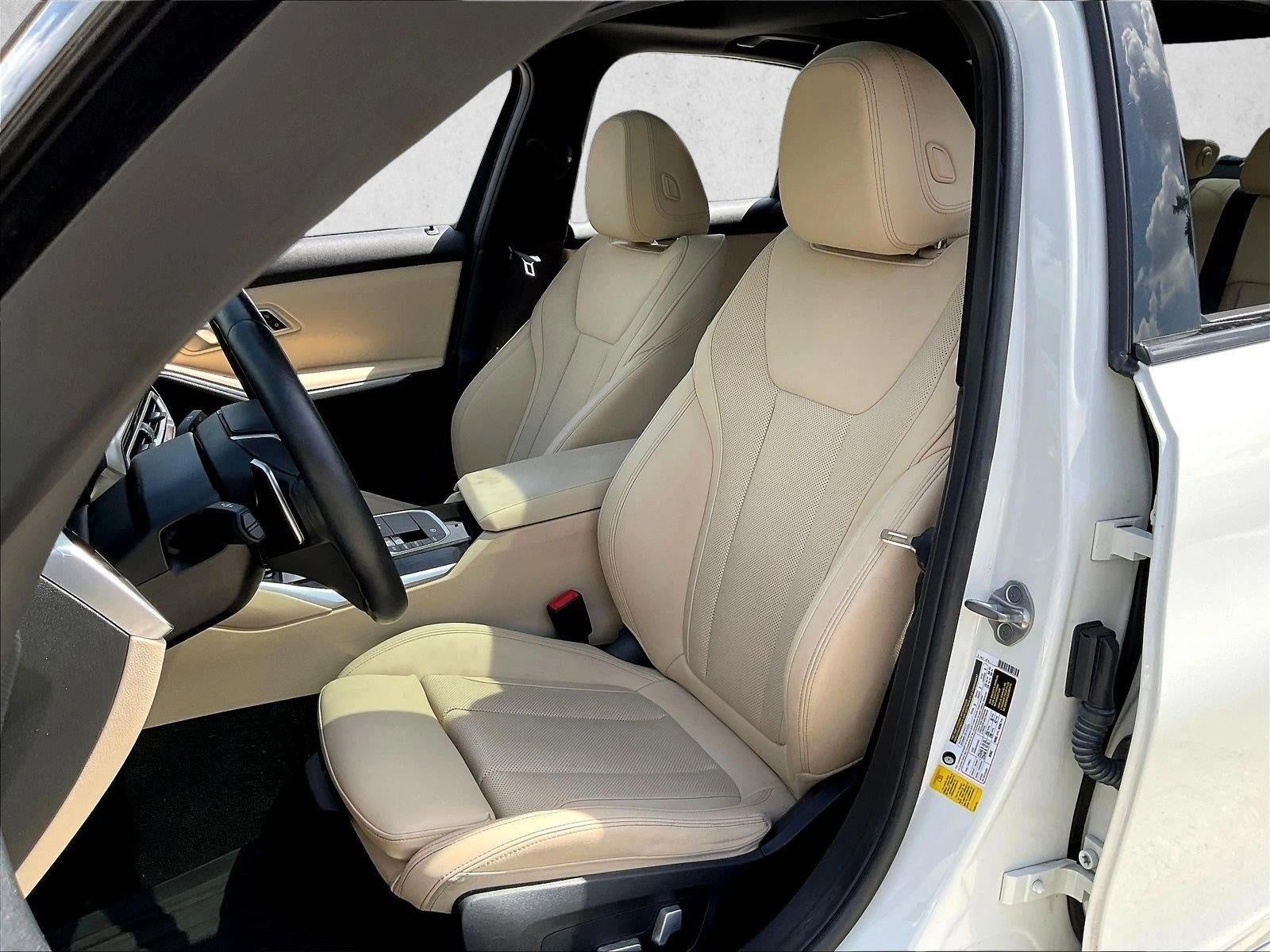 2023 BMW 330i Sedan