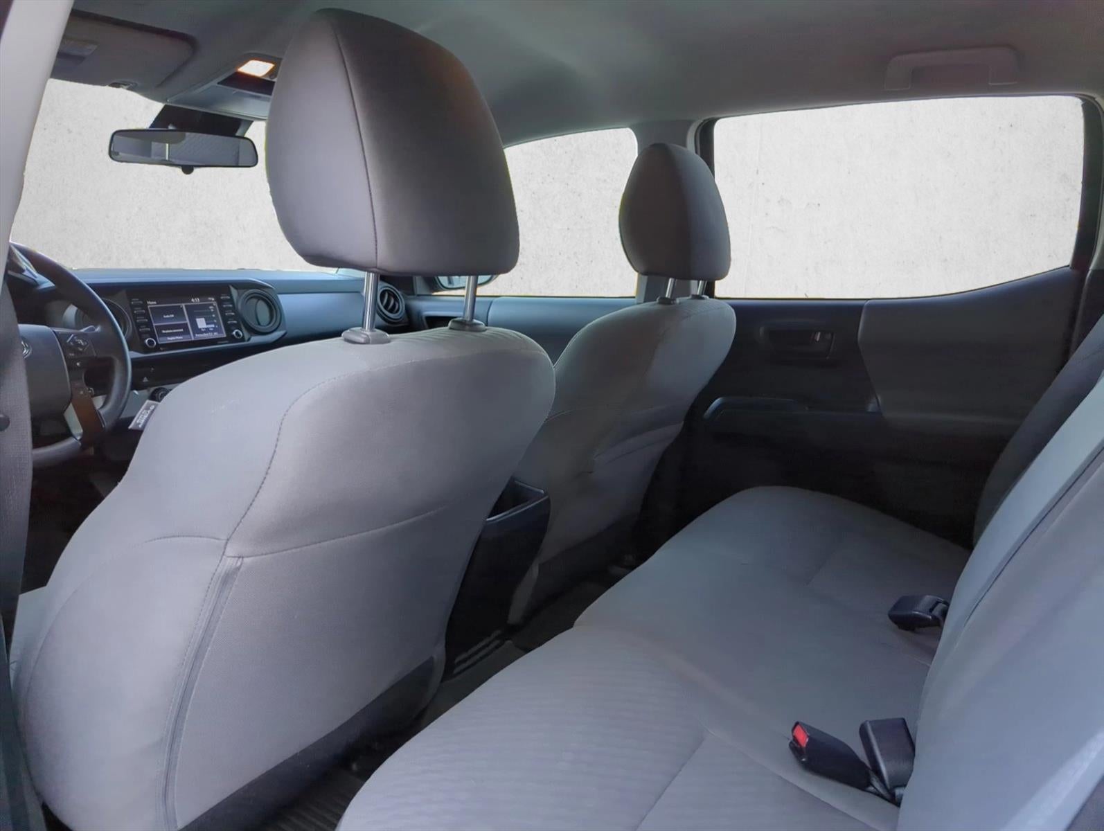 2022 Toyota Tacoma 2WD 2WD SR Double Cab 5' Bed I4 AT (GS)