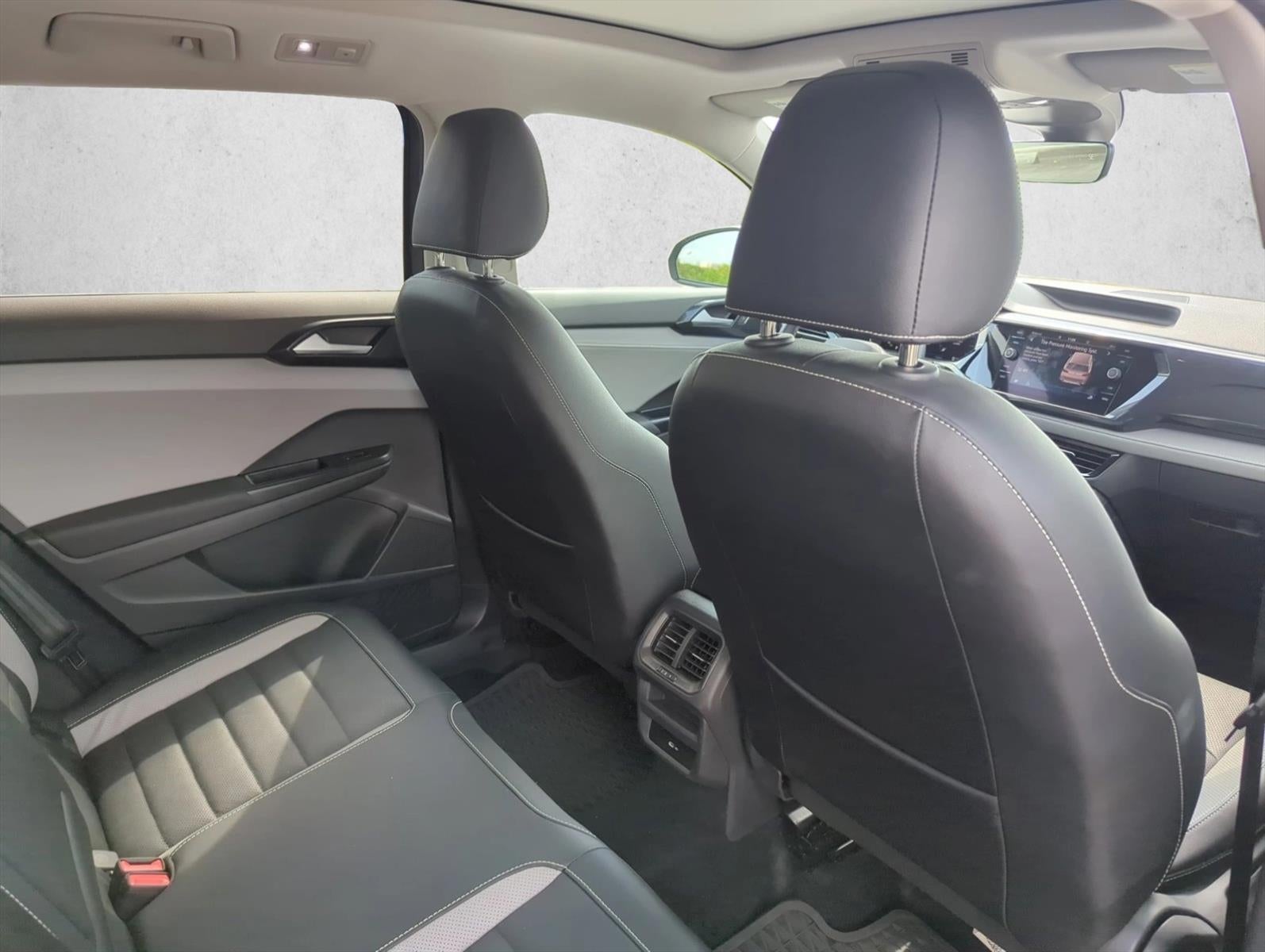2022 Volkswagen Taos SEL 4MOTION