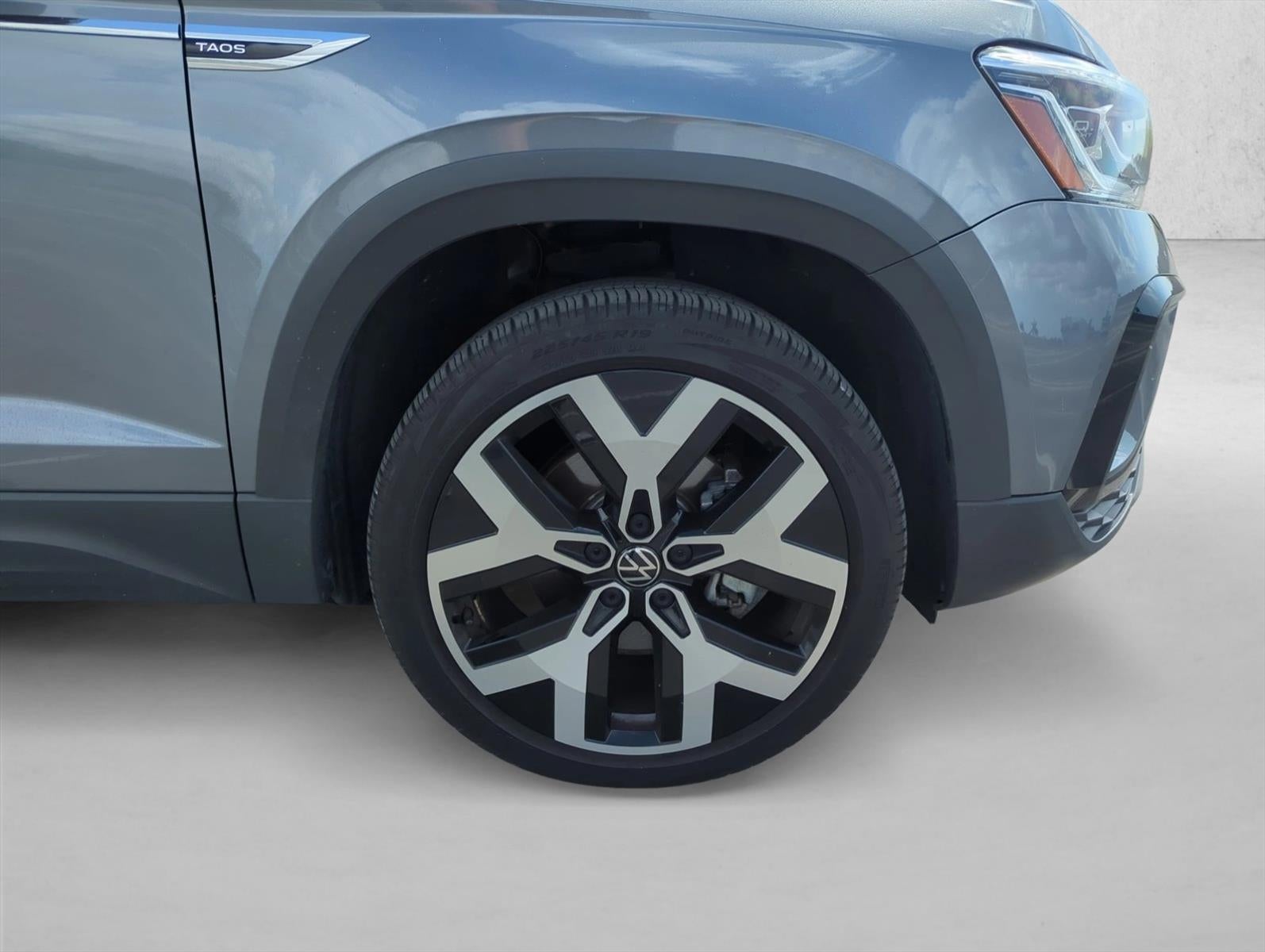 2022 Volkswagen Taos SEL 4MOTION