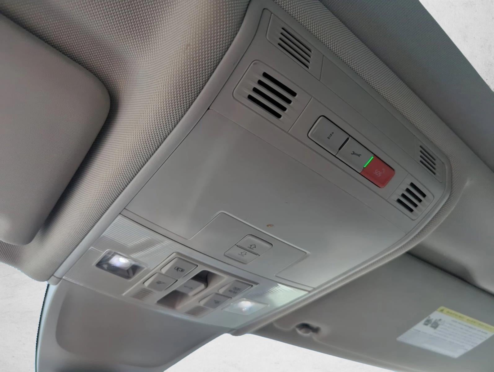 2020 Volkswagen Tiguan 2.0T SE FWD