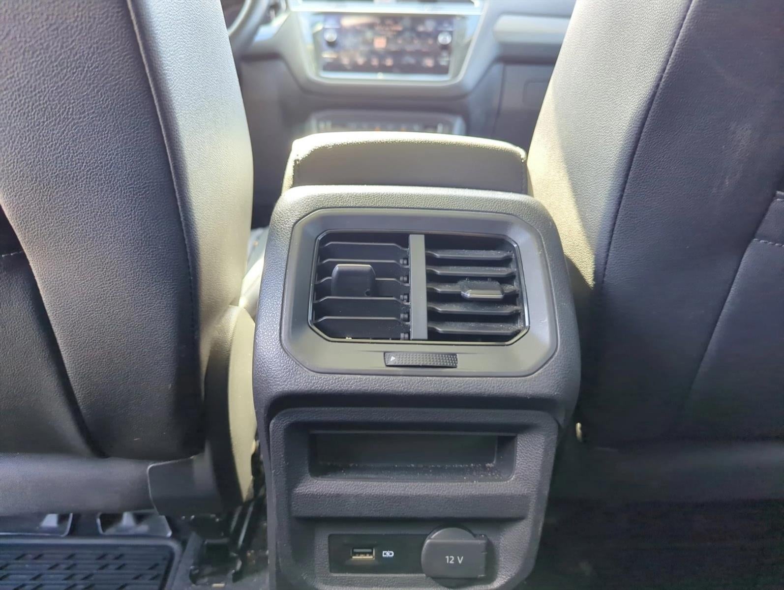 2020 Volkswagen Tiguan 2.0T SE FWD