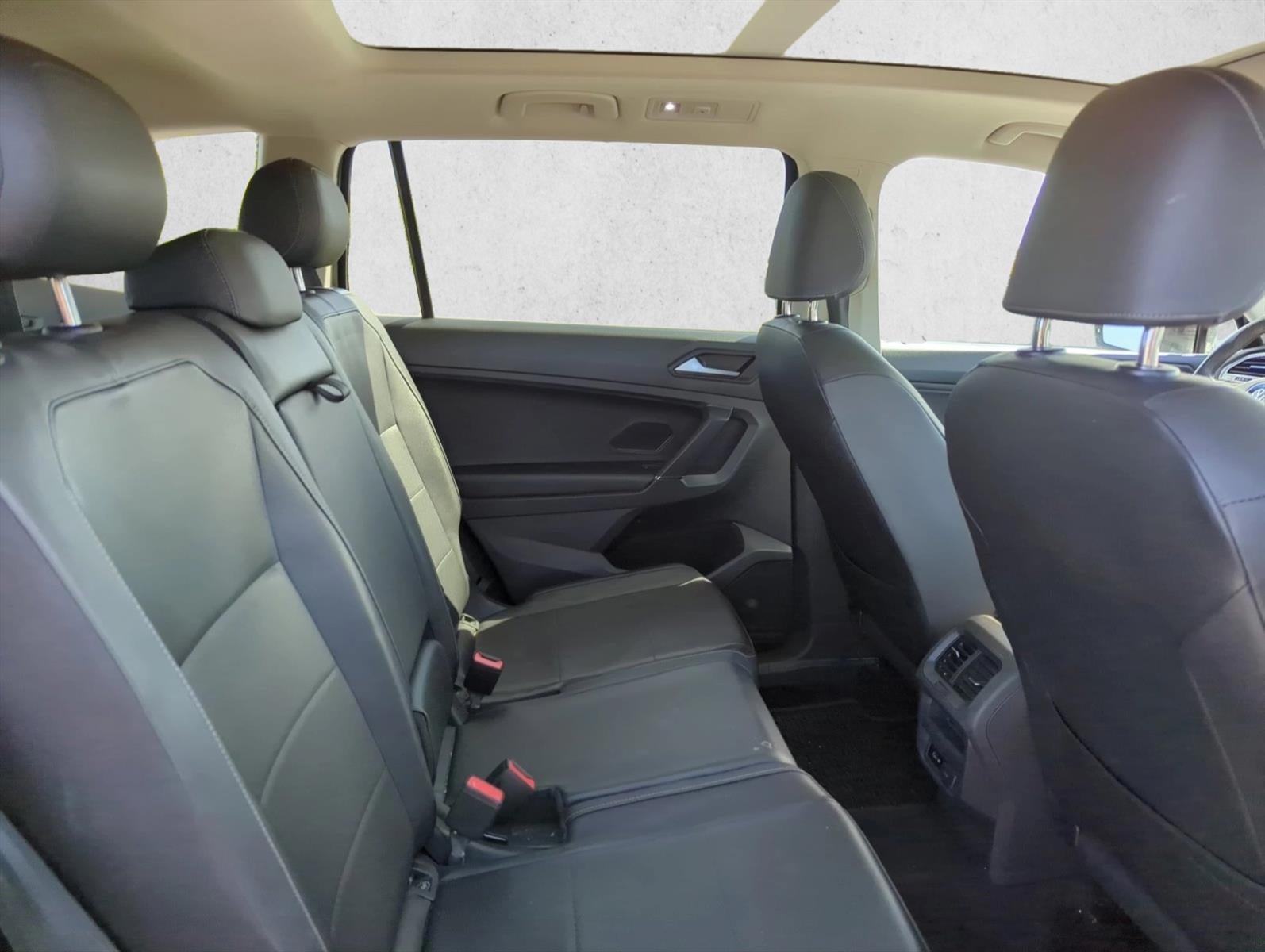 2020 Volkswagen Tiguan 2.0T SE FWD