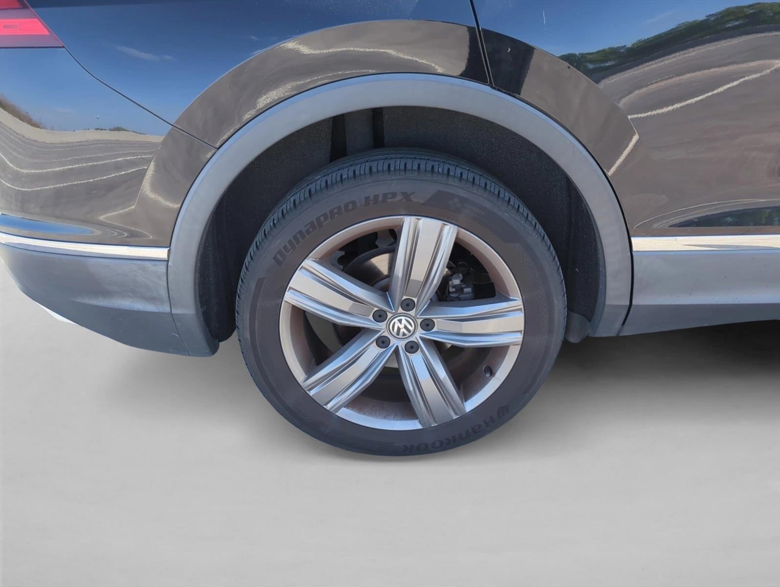 2020 Volkswagen Tiguan 2.0T SE FWD