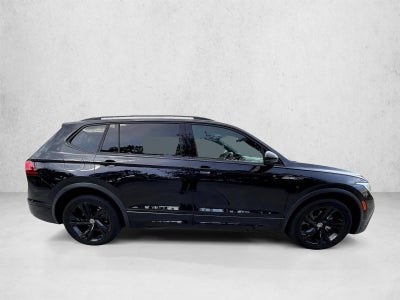 2023 Volkswagen Tiguan 2.0T SE R-Line Black FWD