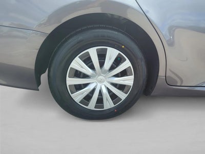 2022 Toyota Camry Hybrid LE CVT (Natl)