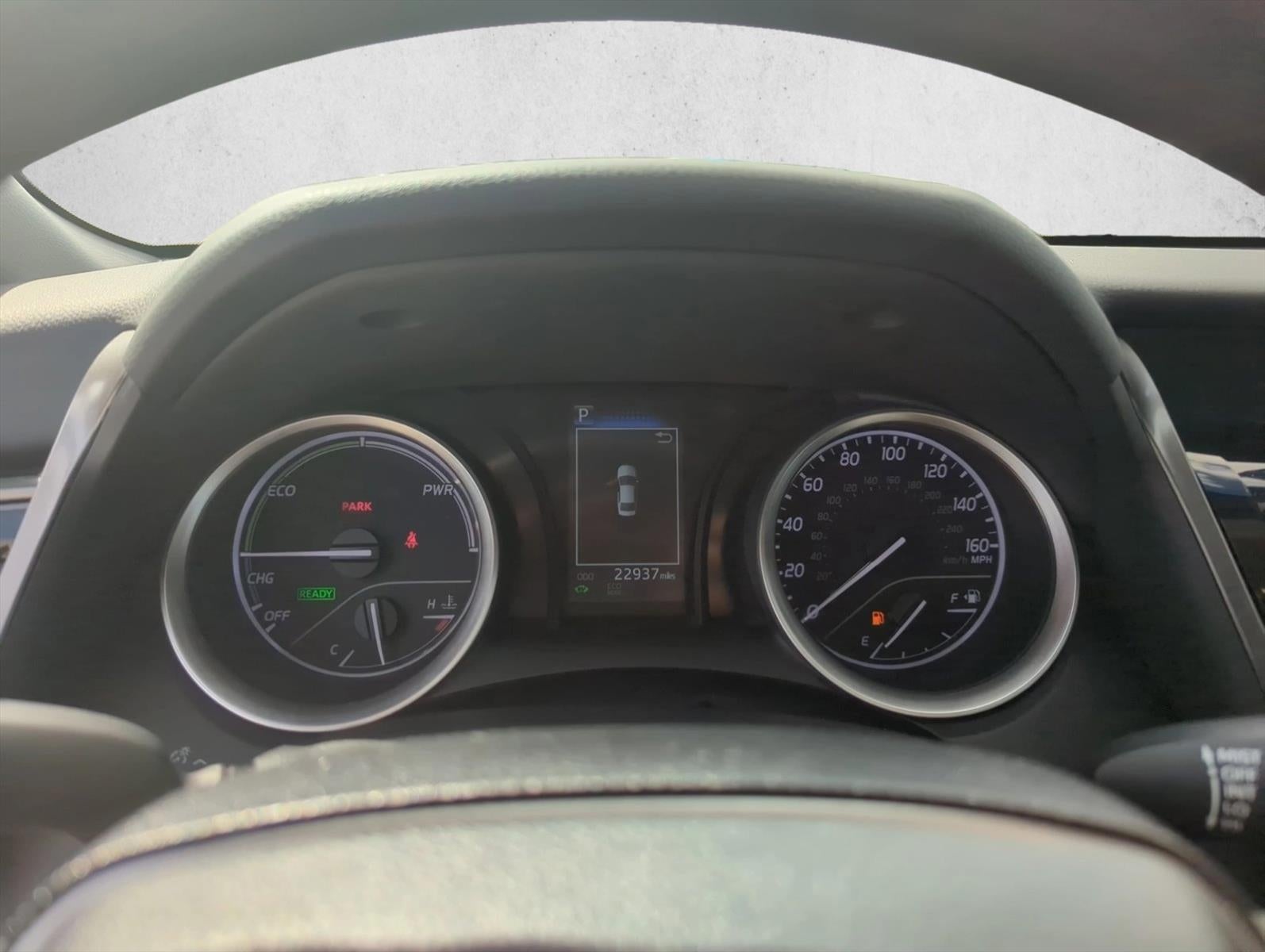 2022 Toyota Camry Hybrid LE CVT (Natl)