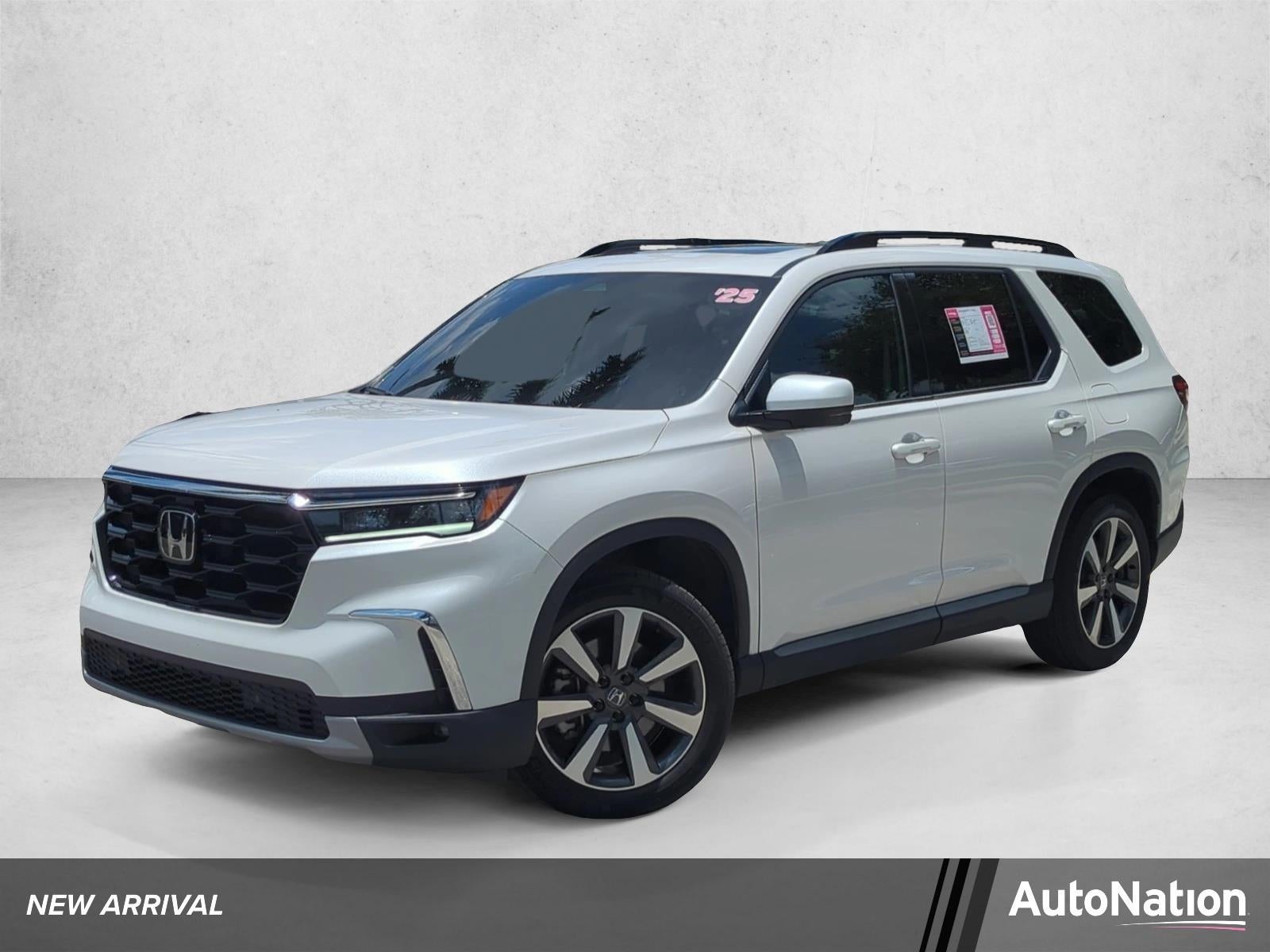 2025 Honda Pilot Touring 2WD