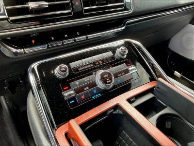 2023 Lincoln Navigator L Reserve 4x4
