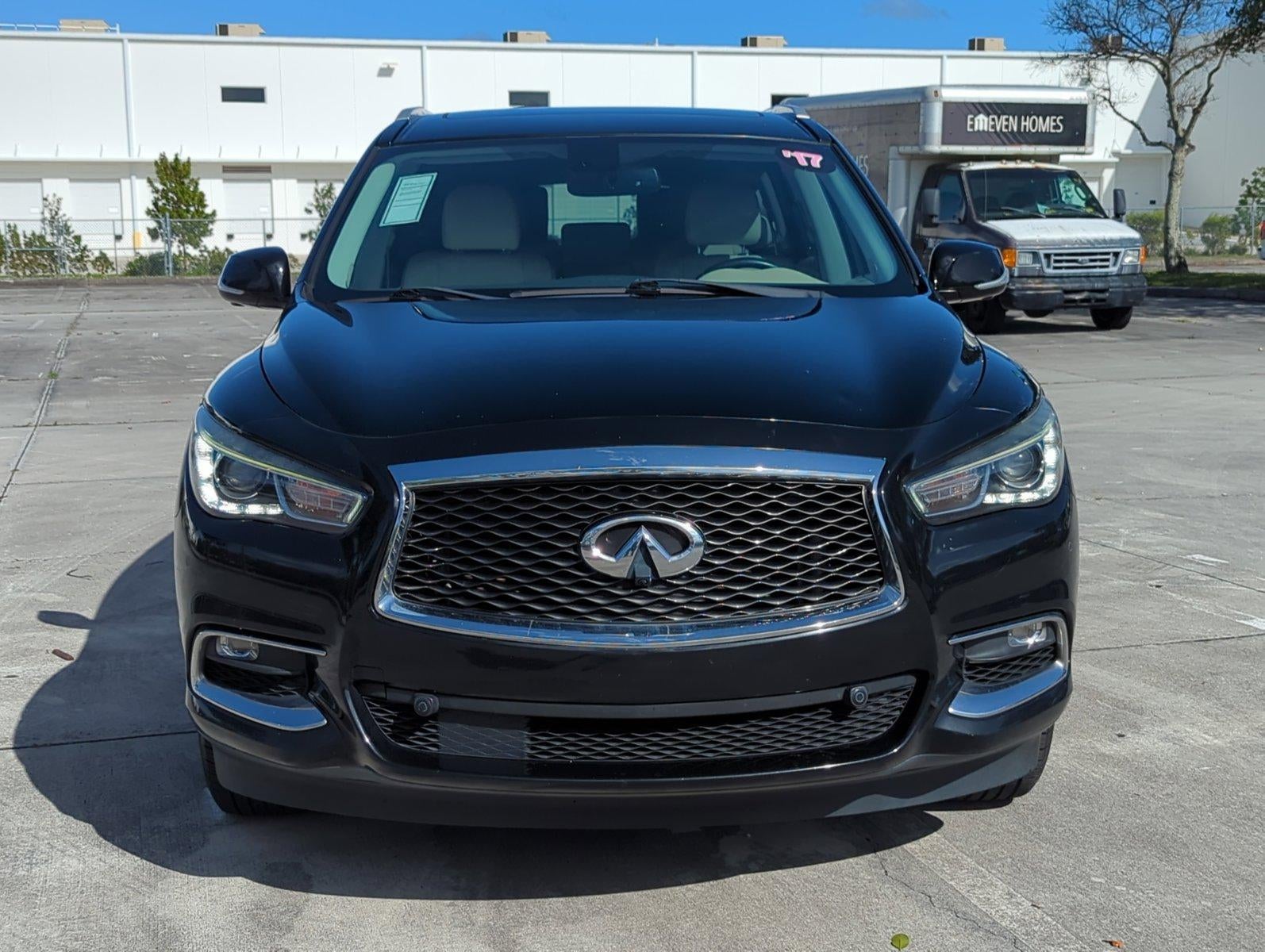 2017 INFINITI QX60 FWD
