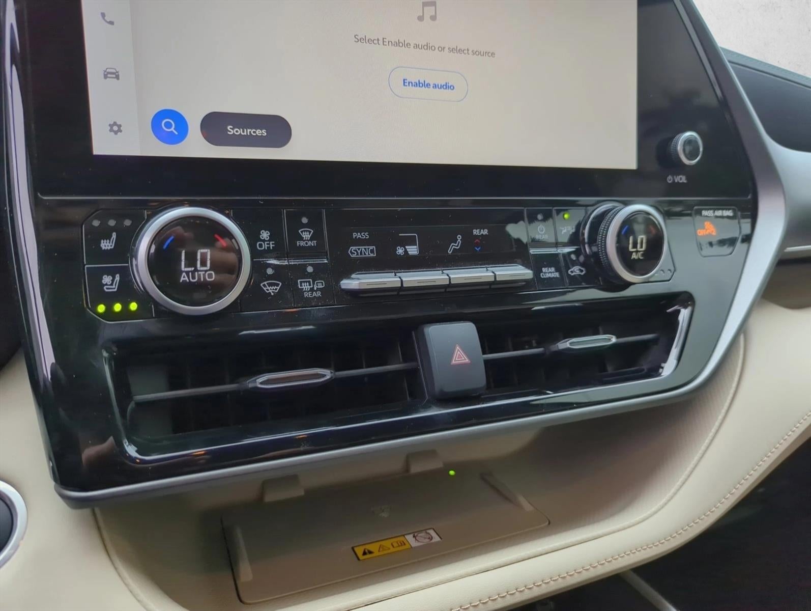 2024 Toyota Highlander Hybrid Limited AWD (Natl)