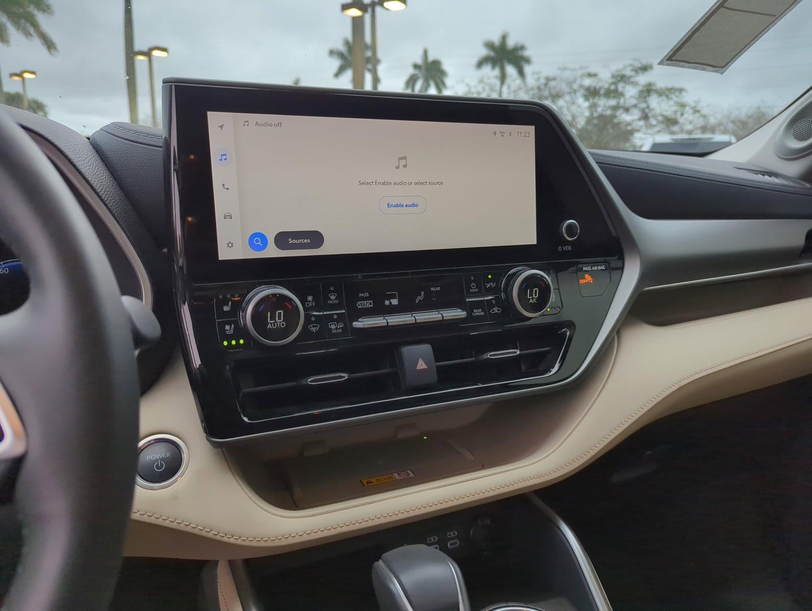 2024 Toyota Highlander Hybrid Limited AWD (Natl)