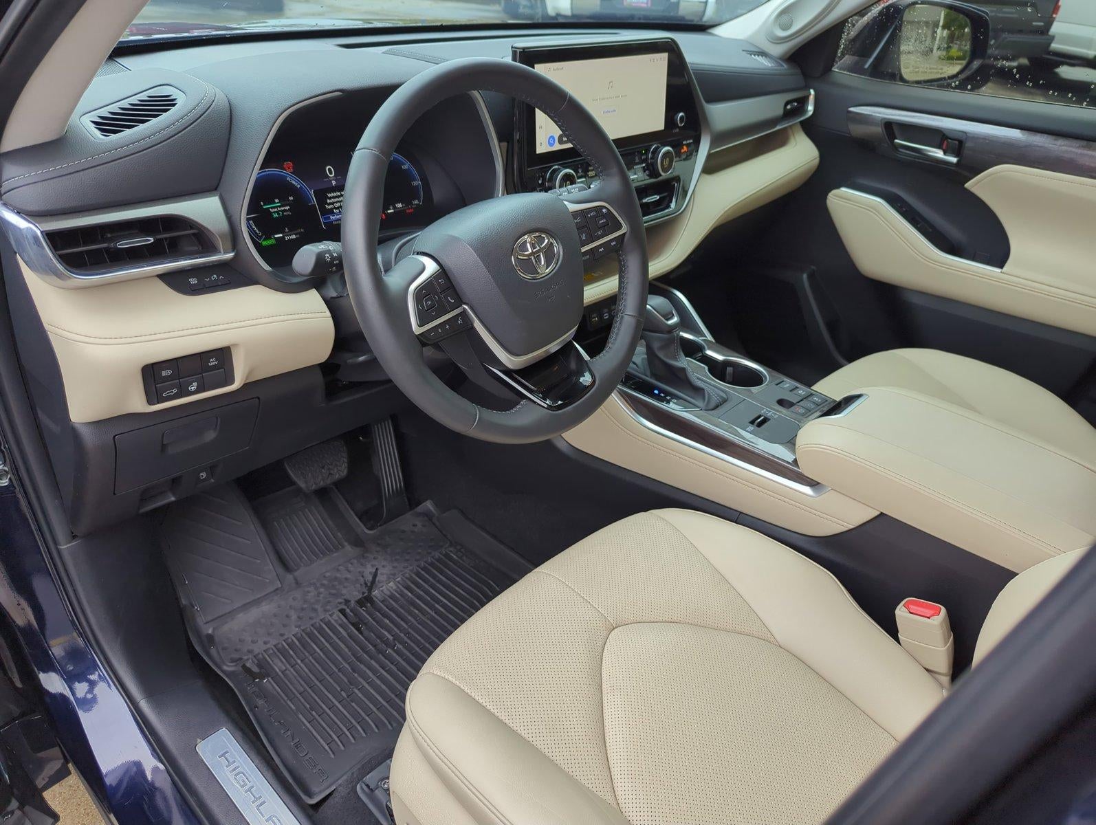 2024 Toyota Highlander Hybrid Limited AWD (Natl)