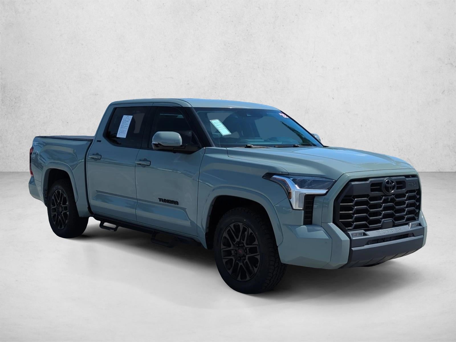 2022 Toyota Tundra 2WD 2WD SR5 CrewMax 5.5' Bed (SE)