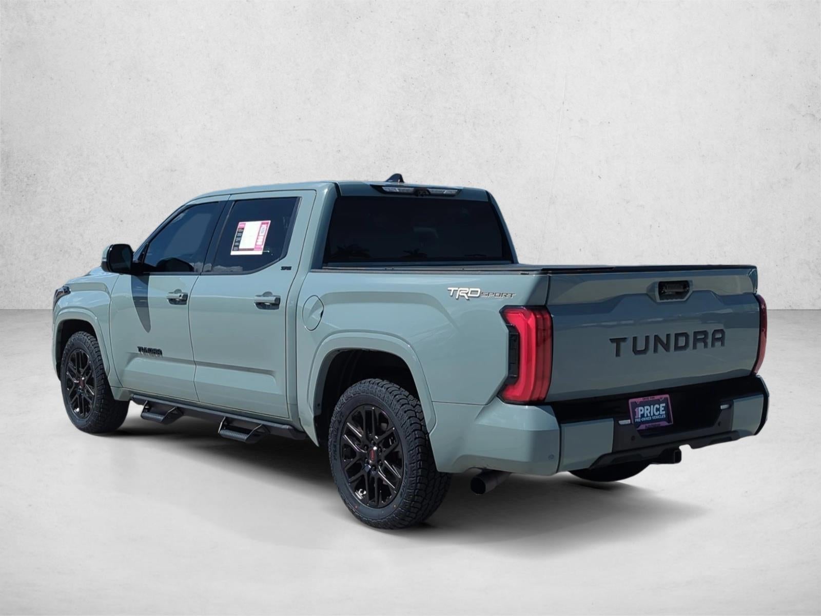 2022 Toyota Tundra 2WD 2WD SR5 CrewMax 5.5' Bed (SE)