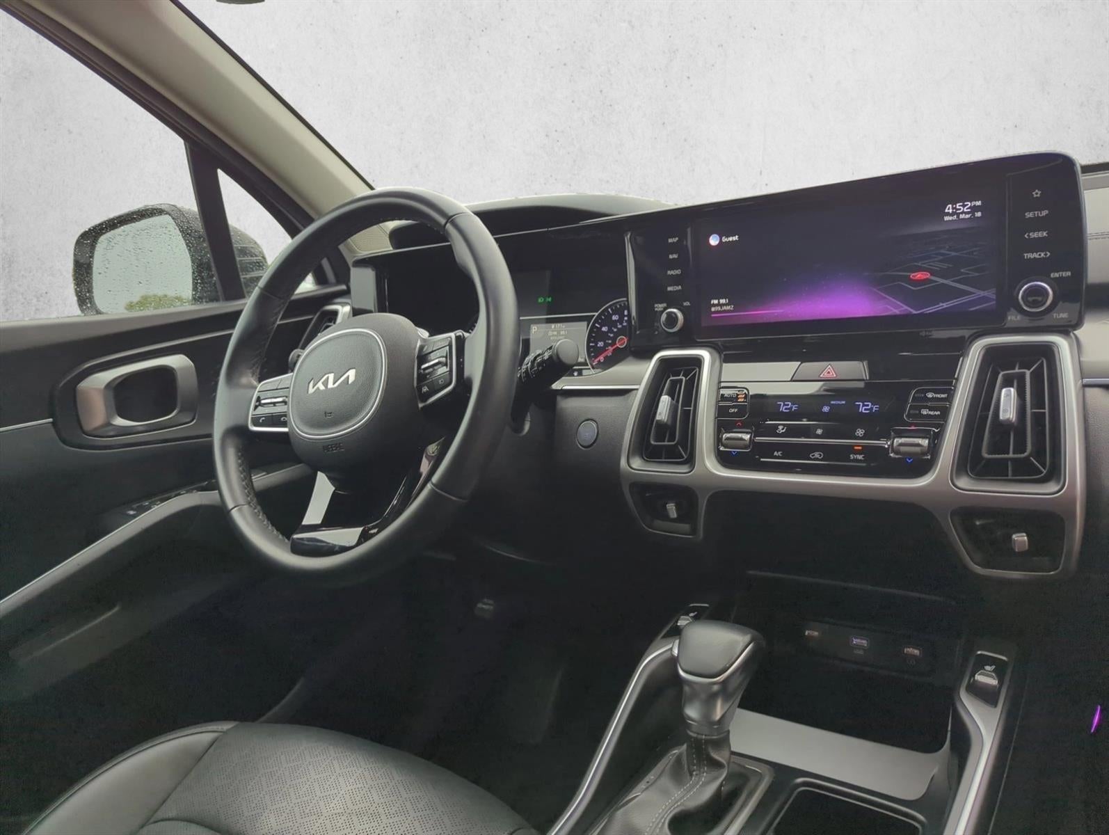 2022 Kia Sorento S FWD