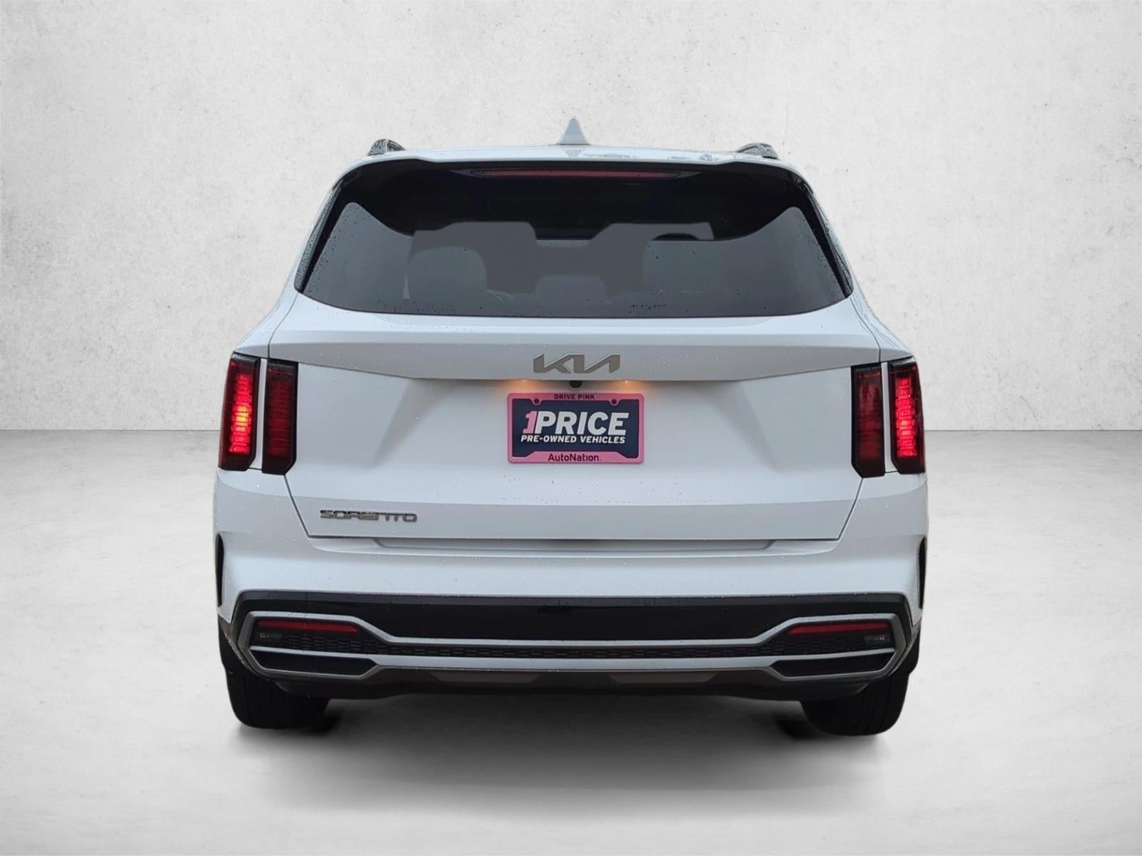 2022 Kia Sorento S FWD