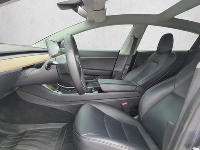 2020 Tesla Model 3 Standard Range RWD