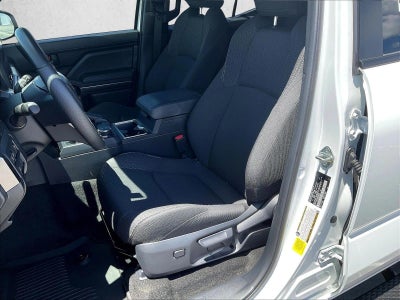 2025 Toyota 4Runner SR5 4WD (GS)