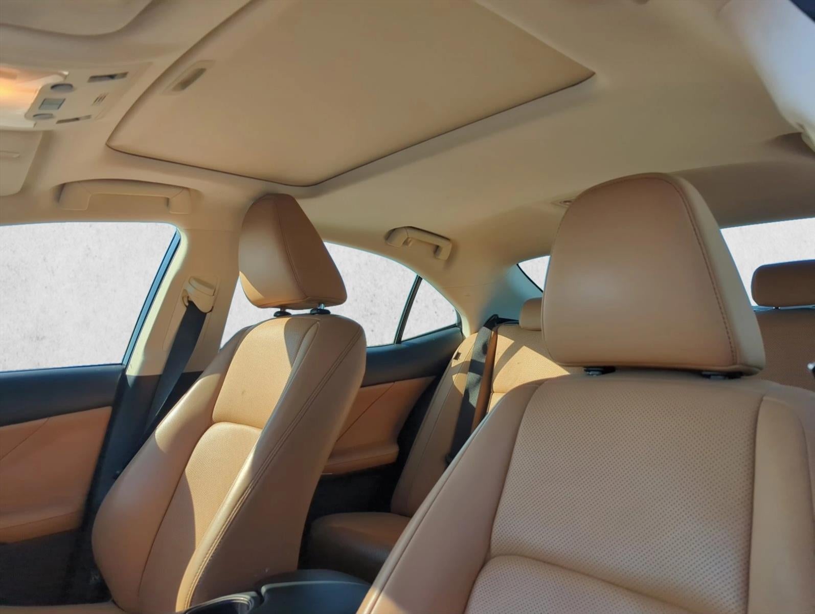 2017 Lexus IS Turbo RWD