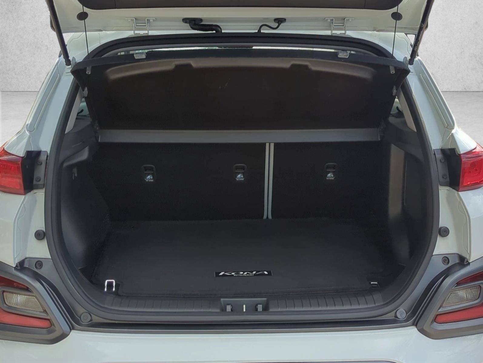 2021 Hyundai KONA Limited DCT FWD