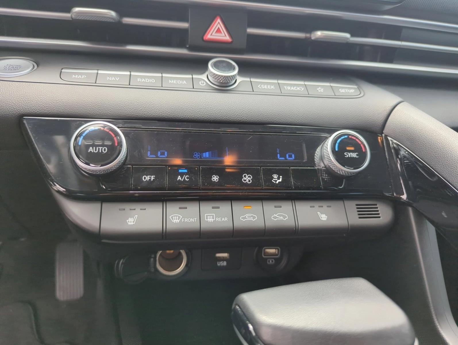 2023 Hyundai ELANTRA SEL IVT Convenience