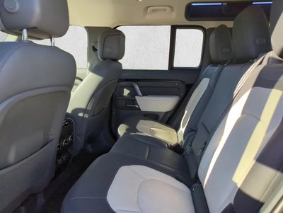 2024 Land Rover Defender 110 P400 X-Dynamic SE