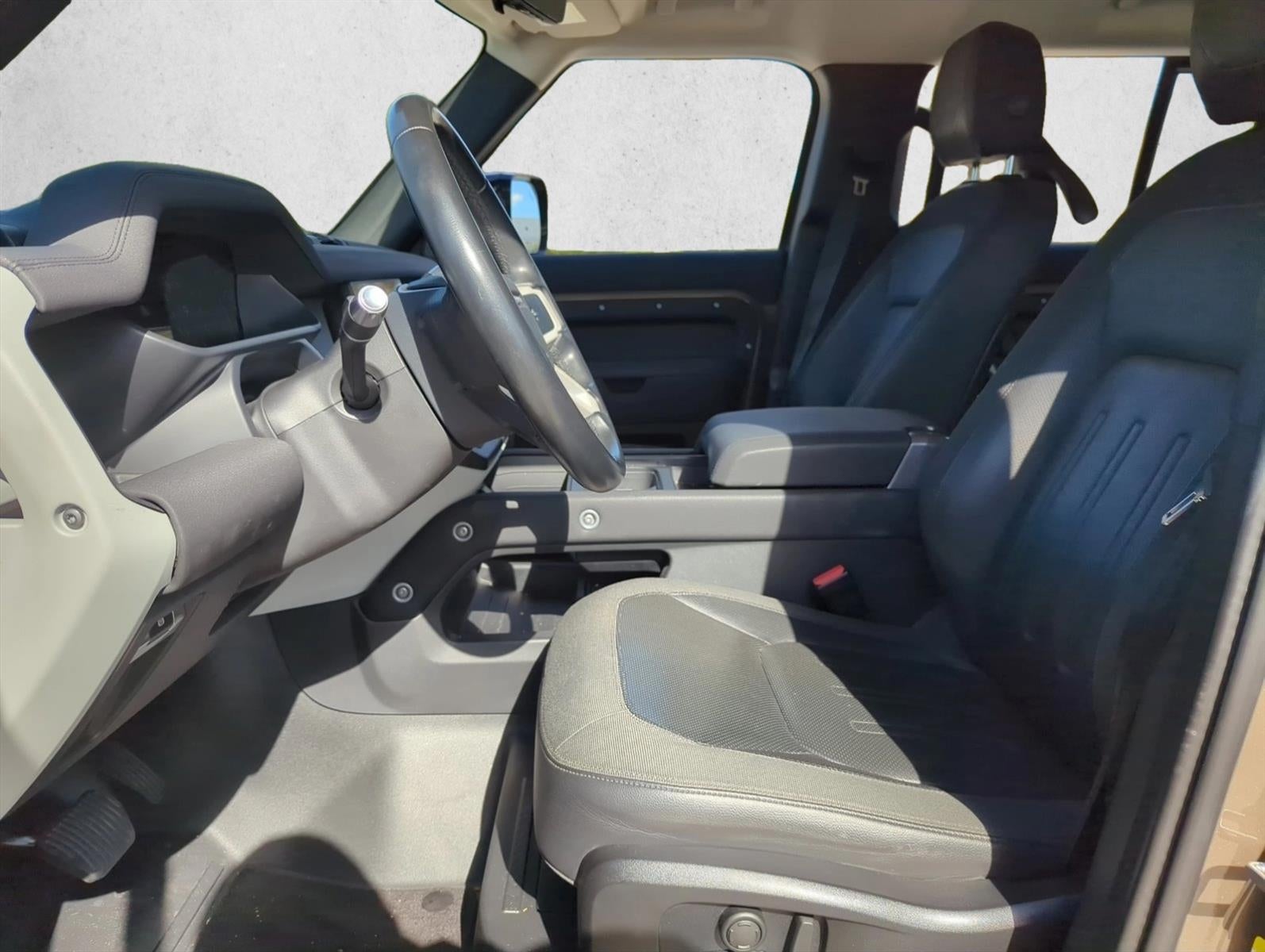 2020 Land Rover Defender 110 SE AWD